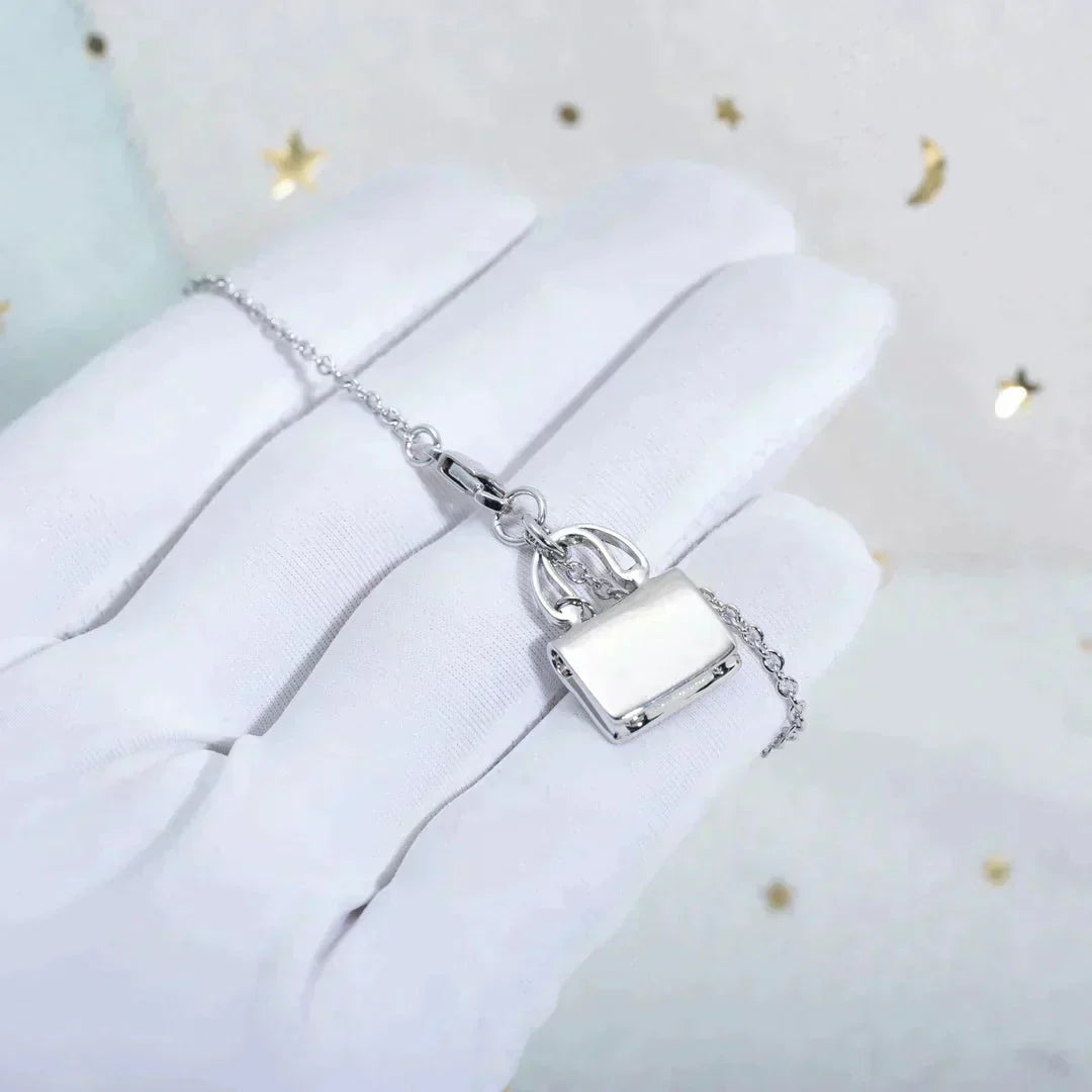 [Triumph Jewelry]AMULETTE PEDANT SILVER NECKLACE