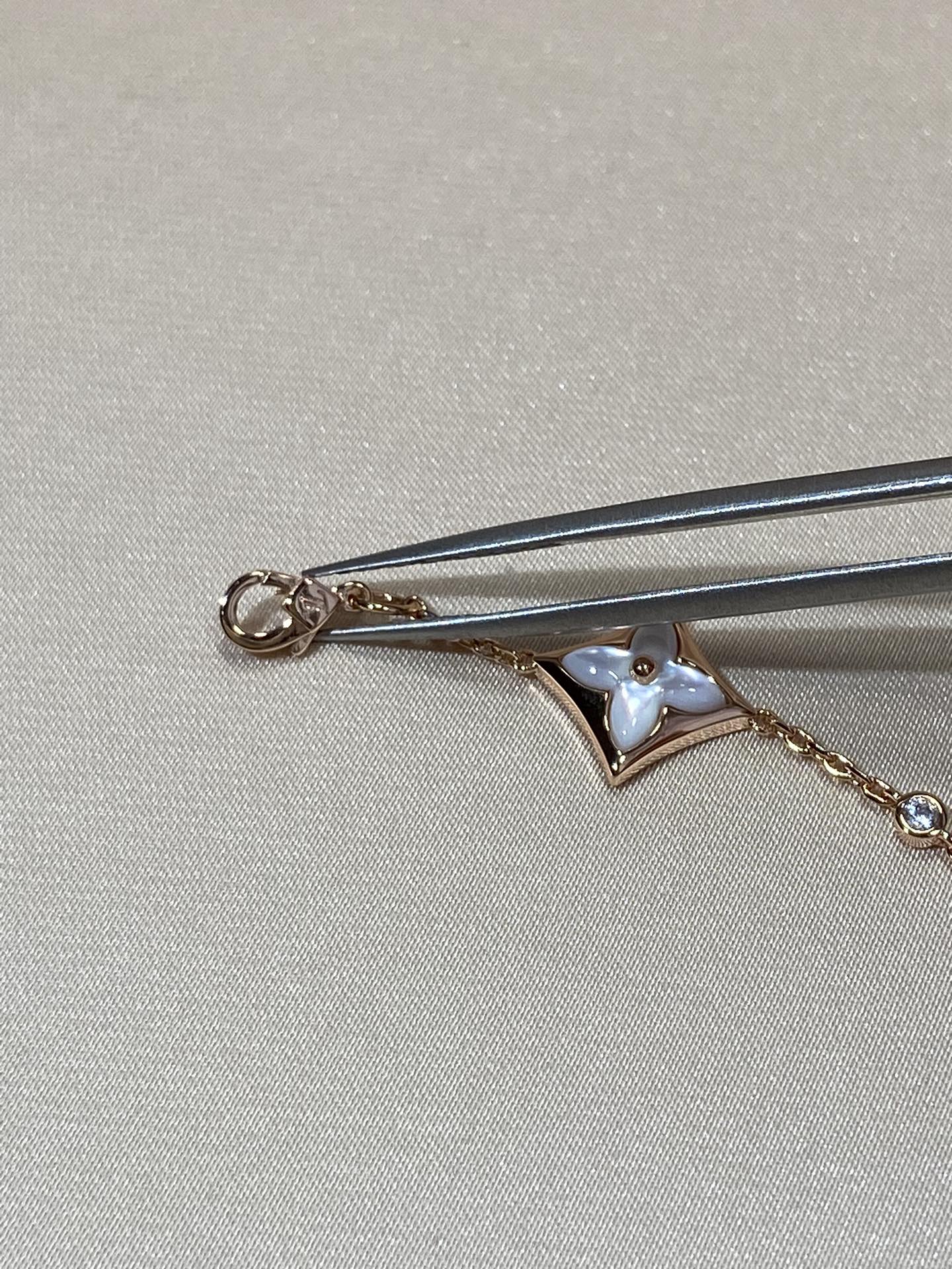 [Triumph Jewelry]STAR 4 MOTIF MOP DIAMOND PINK GOLD BRACELET
