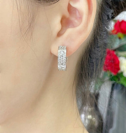 [Triumph Jewelry]LOVE 5.5MM DIAMOND PAVED EARRINGS