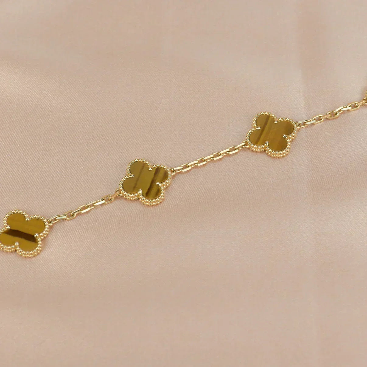 [Triumph Jewelry] CLOVER 5 MOTIFS TIGER EYE BRACELET COLLECTION