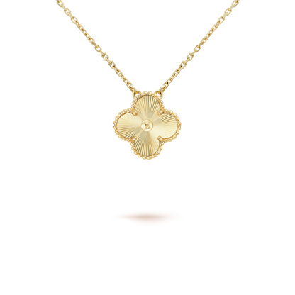 [Triumph Jewelry]CLOVER 15MM LASER NECKLACE AND BOX