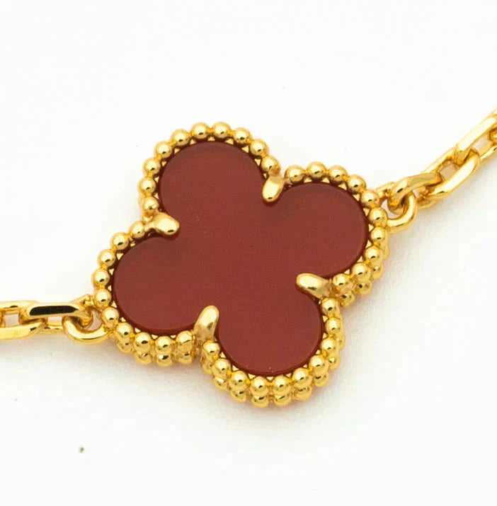 [Triumph Jewelry] CLOVER 5 MOTIF RED CORNELIAN BRACELET COLLECTION