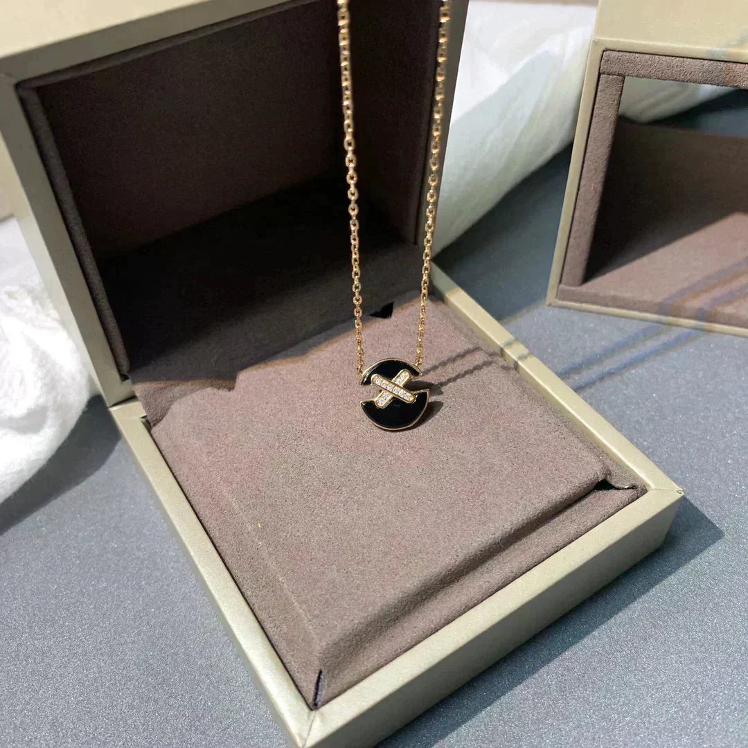 [Triumph Jewelry]JEUX DE ROSE GOLD DIAMOND NECKLACE