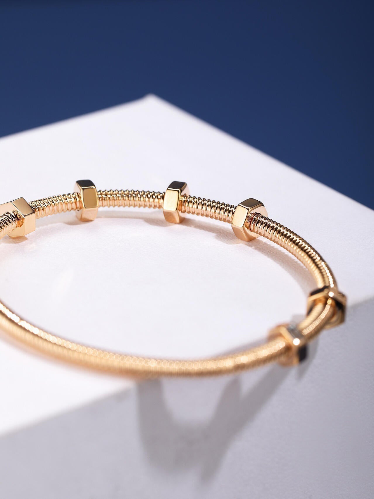 [Triumph Jewelry jewelrys]CT THREADED BRACELET