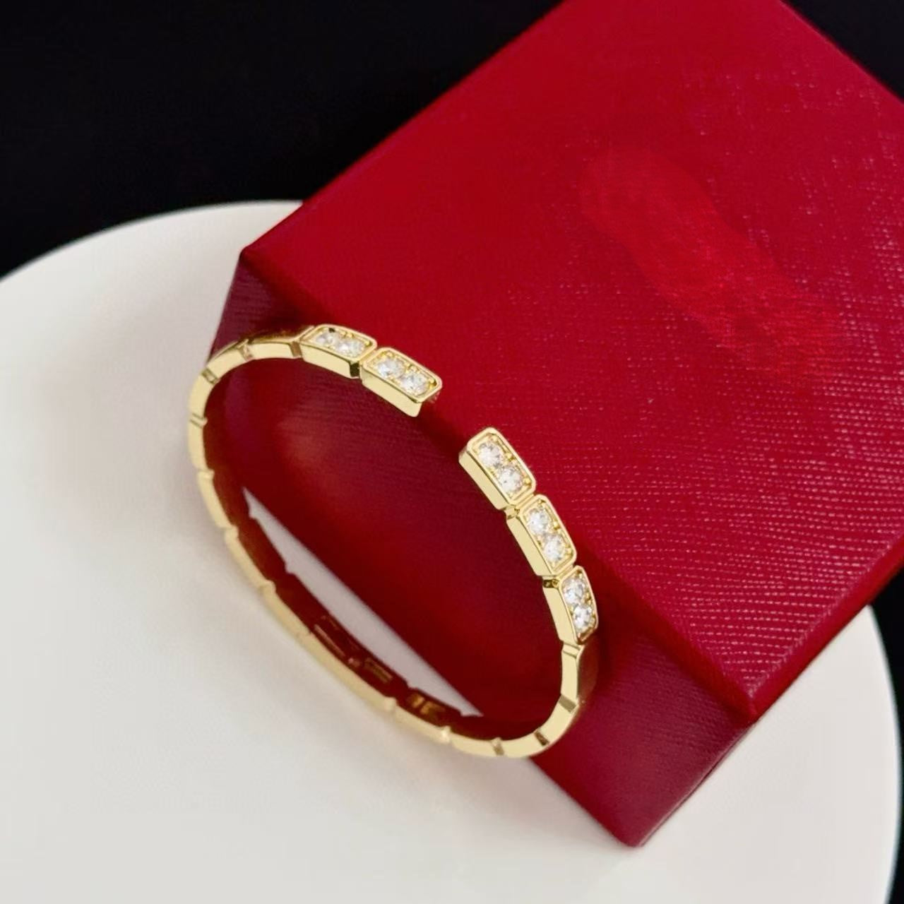[Triumph Jewelry jewelrys]LOVE DIAMOND OPEN  BRACELET