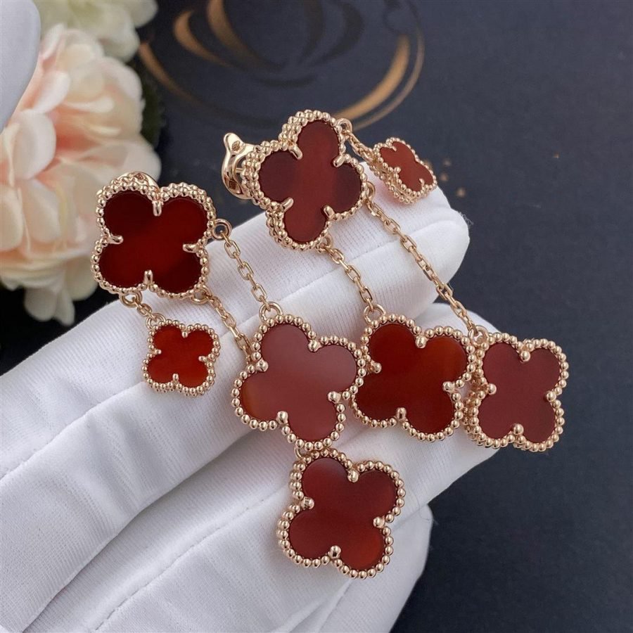 [Triumph Jewelry]CLOVER EARRINGS CARNELIAN 4 MOTIFS PINK GOLD
